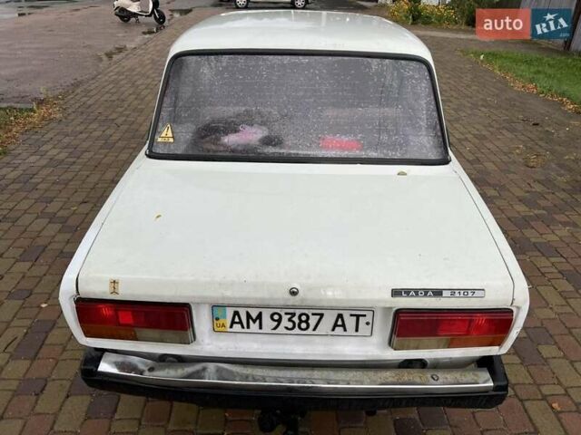Білий ВАЗ 2107, об'ємом двигуна 1.5 л та пробігом 210 тис. км за 700 $, фото 4 на Automoto.ua