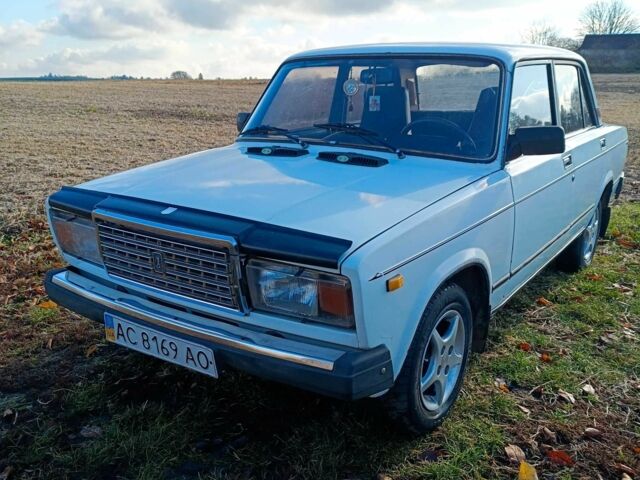 Белый ВАЗ 2107, объемом двигателя 1.5 л и пробегом 35 тыс. км за 650 $, фото 1 на Automoto.ua