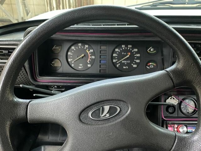 Белый ВАЗ 2107, объемом двигателя 1.5 л и пробегом 3 тыс. км за 832 $, фото 3 на Automoto.ua