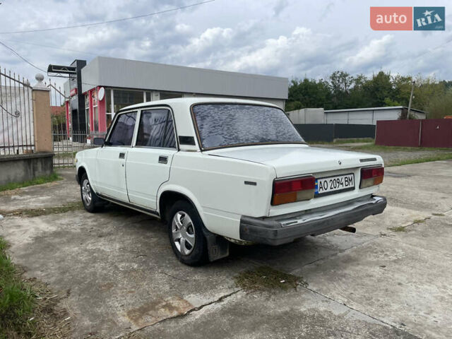 Белый ВАЗ 2107, объемом двигателя 1.3 л и пробегом 120 тыс. км за 850 $, фото 4 на Automoto.ua