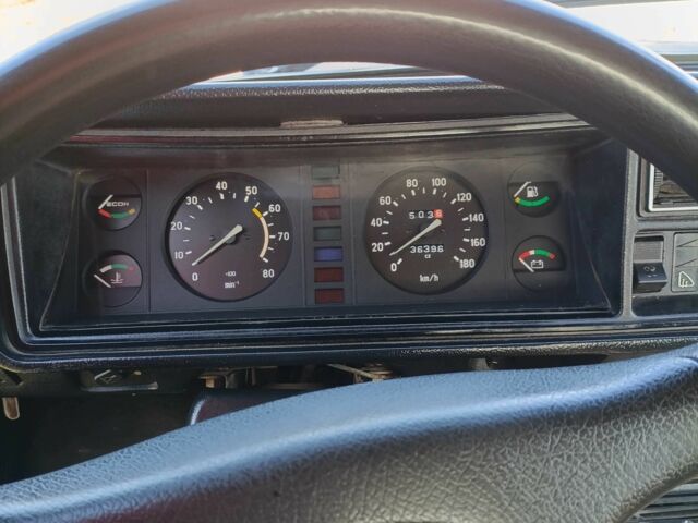 Белый ВАЗ 2107, объемом двигателя 1.5 л и пробегом 35 тыс. км за 650 $, фото 8 на Automoto.ua