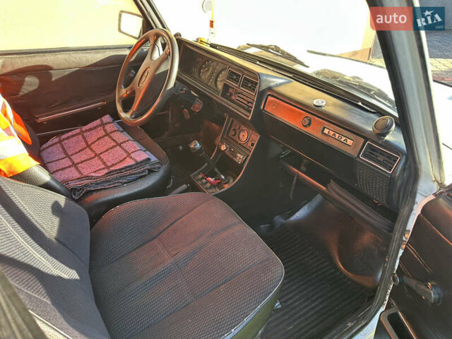 Білий ВАЗ 2107, об'ємом двигуна 1.5 л та пробігом 200 тис. км за 800 $, фото 3 на Automoto.ua