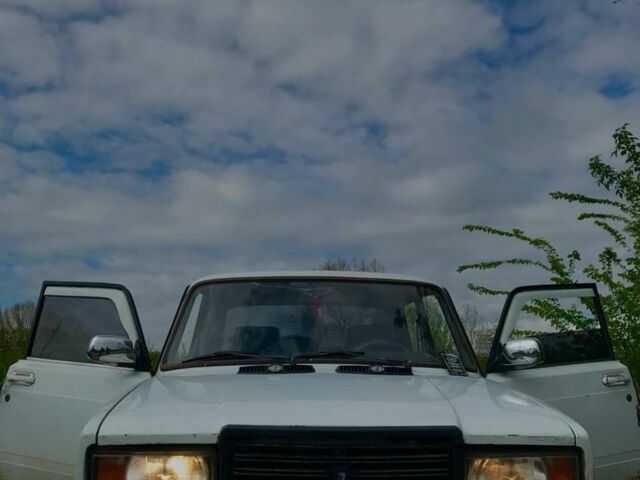 Белый ВАЗ 2107, объемом двигателя 1.5 л и пробегом 777 тыс. км за 596 $, фото 11 на Automoto.ua