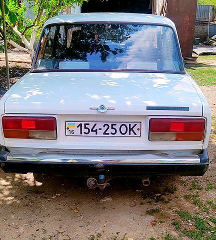 Белый ВАЗ 2107, объемом двигателя 1.5 л и пробегом 0 тыс. км за 1100 $, фото 2 на Automoto.ua