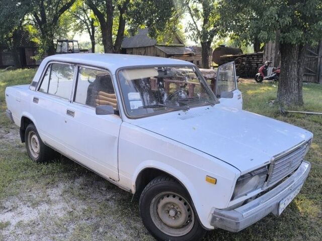 Білий ВАЗ 2107, об'ємом двигуна 1.5 л та пробігом 140 тис. км за 850 $, фото 1 на Automoto.ua