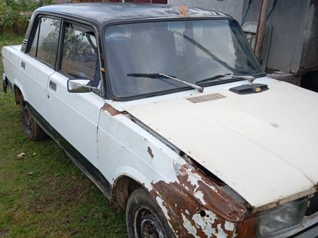 Білий ВАЗ 2107, об'ємом двигуна 1.5 л та пробігом 180 тис. км за 300 $, фото 5 на Automoto.ua