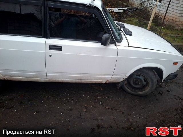 Білий ВАЗ 2107, об'ємом двигуна 1.6 л та пробігом 91 тис. км за 710 $, фото 4 на Automoto.ua