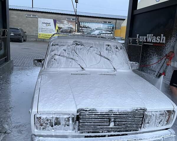 Білий ВАЗ 2107, об'ємом двигуна 1.5 л та пробігом 92 тис. км за 750 $, фото 2 на Automoto.ua