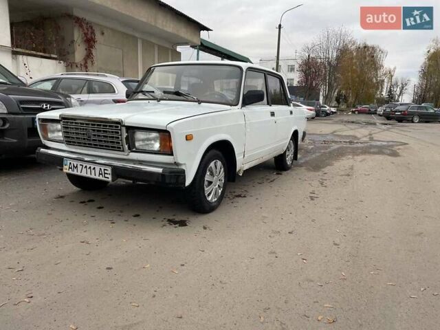 Білий ВАЗ 2107, об'ємом двигуна 0 л та пробігом 49 тис. км за 666 $, фото 5 на Automoto.ua