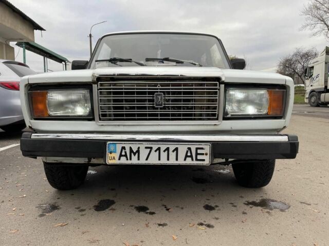 Белый ВАЗ 2107, объемом двигателя 1.5 л и пробегом 49 тыс. км за 669 $, фото 6 на Automoto.ua