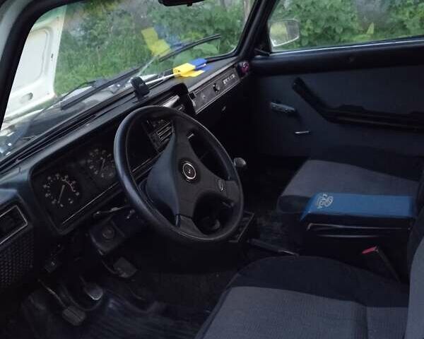 Белый ВАЗ 2107, объемом двигателя 1.5 л и пробегом 70 тыс. км за 800 $, фото 1 на Automoto.ua