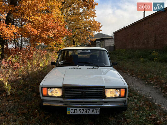 ВАЗ 2107 2000 в Чернигове на Automoto.ua Белый ВАЗ 2107, объемом двигателя 1.6 л и пробегом 68 тыс. км за 1899 $, фото 1 на Automoto.ua