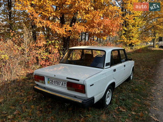 ВАЗ 2107 2000 в Чернигове на Automoto.ua Белый ВАЗ 2107, объемом двигателя 1.6 л и пробегом 68 тыс. км за 1899 $, фото 5 на Automoto.ua