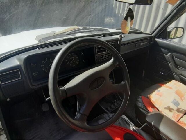 Белый ВАЗ 2107, объемом двигателя 1.5 л и пробегом 43 тыс. км за 800 $, фото 11 на Automoto.ua