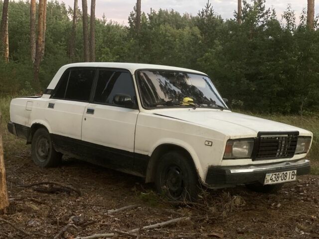 Білий ВАЗ 2107, об'ємом двигуна 1.5 л та пробігом 100 тис. км за 711 $, фото 9 на Automoto.ua