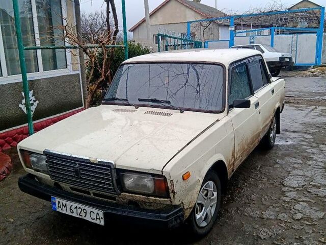 Білий ВАЗ 2107, об'ємом двигуна 1.5 л та пробігом 0 тис. км за 600 $, фото 2 на Automoto.ua