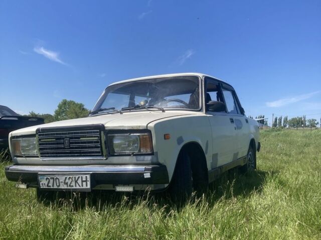 Білий ВАЗ 2107, об'ємом двигуна 1.5 л та пробігом 145 тис. км за 546 $, фото 2 на Automoto.ua