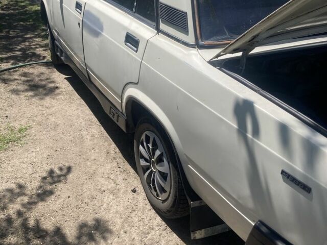 Білий ВАЗ 2107, об'ємом двигуна 1.5 л та пробігом 230 тис. км за 594 $, фото 1 на Automoto.ua