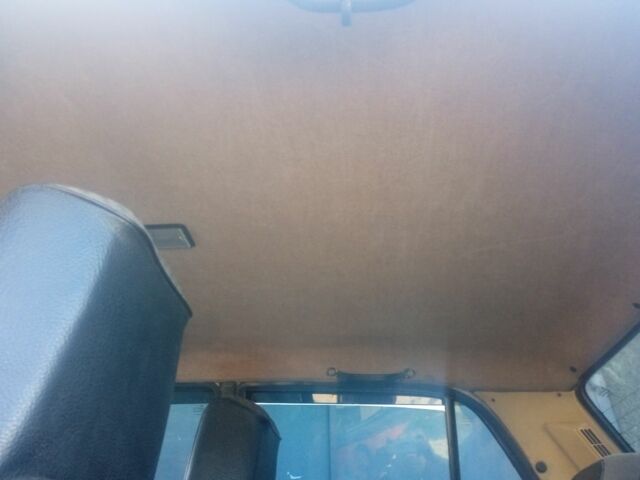 ВАЗ 2107 2001 у Белгород-Днестровском на Automoto.ua Білий ВАЗ 2107, об'ємом двигуна 0 л та пробігом 35 тис. км за 850 $, фото 5 на Automoto.ua