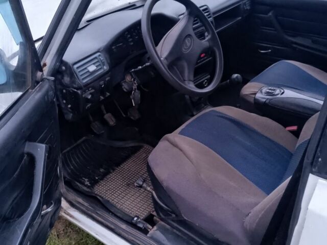 Білий ВАЗ 2107, об'ємом двигуна 1.5 л та пробігом 100 тис. км за 711 $, фото 1 на Automoto.ua