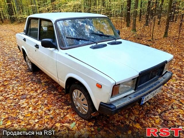 Білий ВАЗ 2107, об'ємом двигуна 1.5 л та пробігом 47 тис. км за 900 $, фото 4 на Automoto.ua
