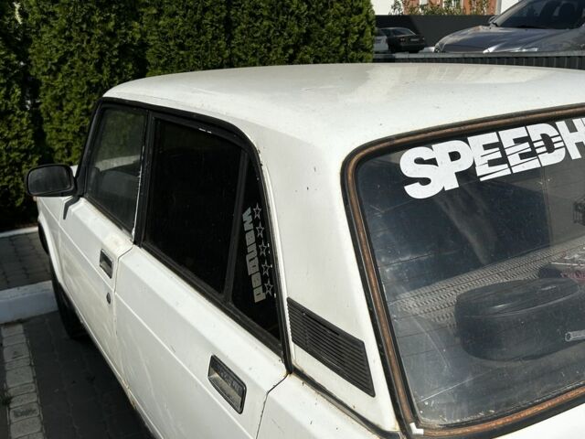 Белый ВАЗ 2107, объемом двигателя 1.6 л и пробегом 207 тыс. км за 700 $, фото 1 на Automoto.ua