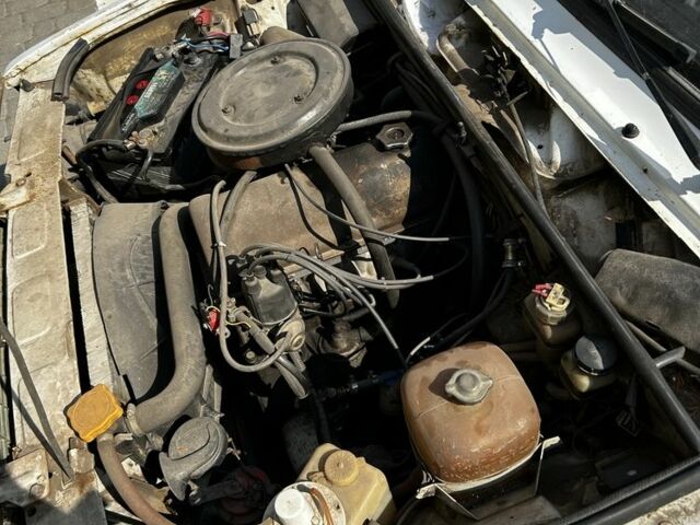 Белый ВАЗ 2107, объемом двигателя 1.6 л и пробегом 207 тыс. км за 700 $, фото 7 на Automoto.ua