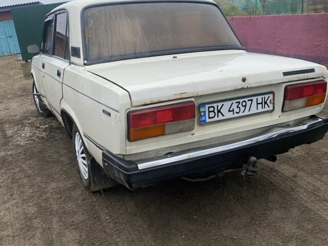 Білий ВАЗ 2107, об'ємом двигуна 1.6 л та пробігом 22 тис. км за 686 $, фото 4 на Automoto.ua