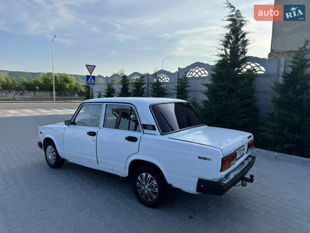 Білий ВАЗ 2107, об'ємом двигуна 1.45 л та пробігом 85 тис. км за 950 $, фото 2 на Automoto.ua