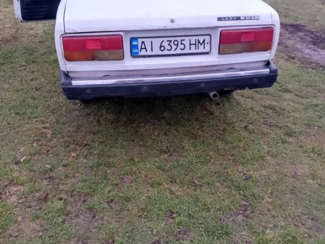 Білий ВАЗ 2107, об'ємом двигуна 1.5 л та пробігом 100 тис. км за 711 $, фото 6 на Automoto.ua