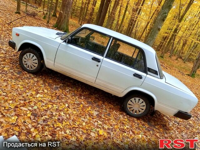 Білий ВАЗ 2107, об'ємом двигуна 1.5 л та пробігом 47 тис. км за 900 $, фото 9 на Automoto.ua