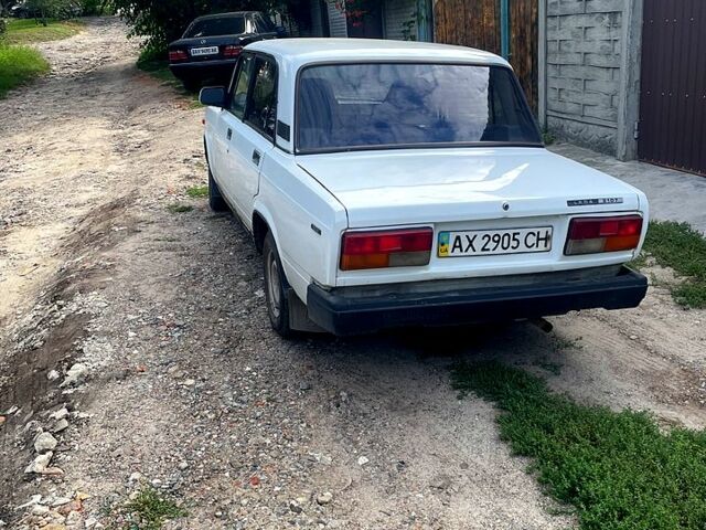 Білий ВАЗ 2107, об'ємом двигуна 1.5 л та пробігом 175 тис. км за 1000 $, фото 1 на Automoto.ua