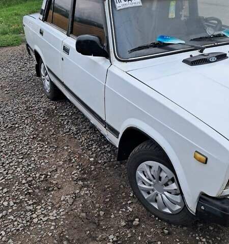 Белый ВАЗ 2107, объемом двигателя 1.6 л и пробегом 148 тыс. км за 800 $, фото 2 на Automoto.ua