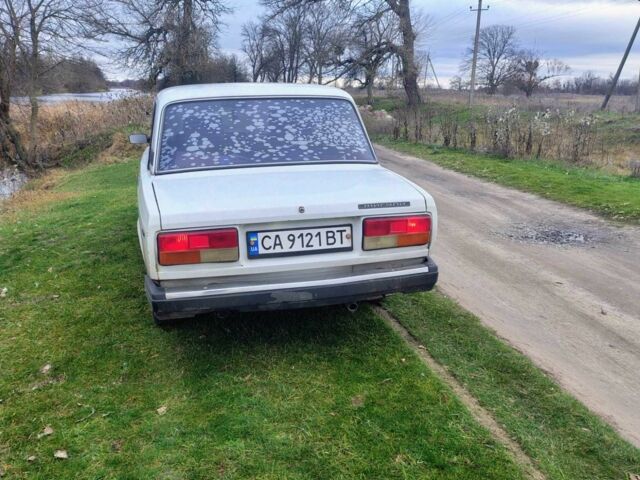 Білий ВАЗ 2107, об'ємом двигуна 1.5 л та пробігом 57 тис. км за 1150 $, фото 6 на Automoto.ua