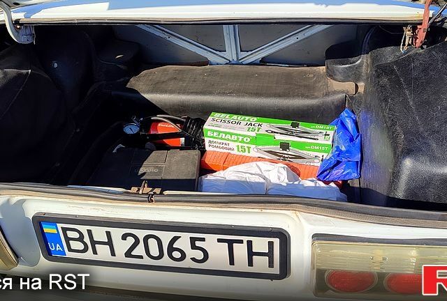 Белый ВАЗ 2107, объемом двигателя 1.5 л и пробегом 90 тыс. км за 1500 $, фото 7 на Automoto.ua