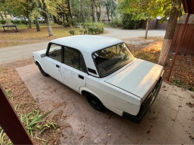 Білий ВАЗ 2107, об'ємом двигуна 1.5 л та пробігом 92 тис. км за 700 $, фото 3 на Automoto.ua