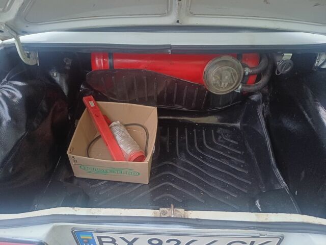 ВАЗ 2107 2002 в Хмельницком на Automoto.ua Белый ВАЗ 2107, объемом двигателя 1.5 л и пробегом 200 тыс. км за 749 $, фото 11 на Automoto.ua