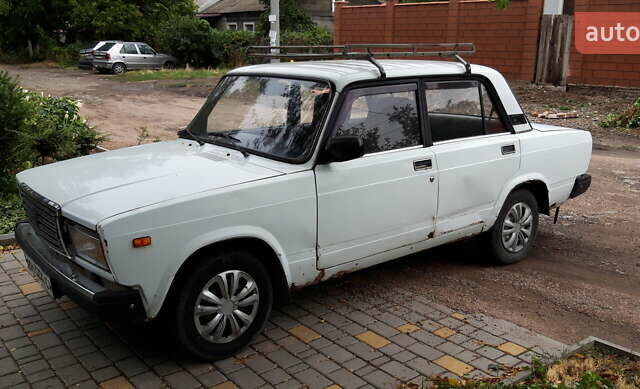 Белый ВАЗ 2107, объемом двигателя 1.5 л и пробегом 71 тыс. км за 1200 $, фото 2 на Automoto.ua
