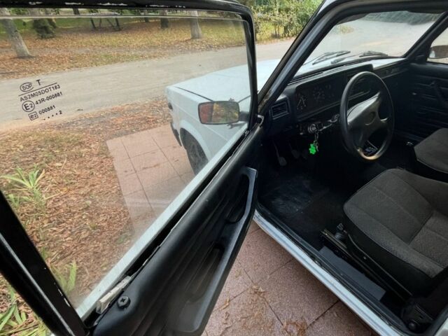 Білий ВАЗ 2107, об'ємом двигуна 1.5 л та пробігом 92 тис. км за 700 $, фото 6 на Automoto.ua