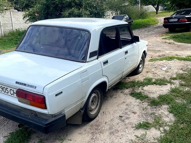 Білий ВАЗ 2107, об'ємом двигуна 1.5 л та пробігом 175 тис. км за 1000 $, фото 4 на Automoto.ua