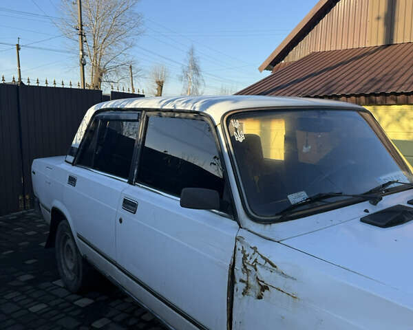 Білий ВАЗ 2107, об'ємом двигуна 1.5 л та пробігом 947 тис. км за 700 $, фото 4 на Automoto.ua