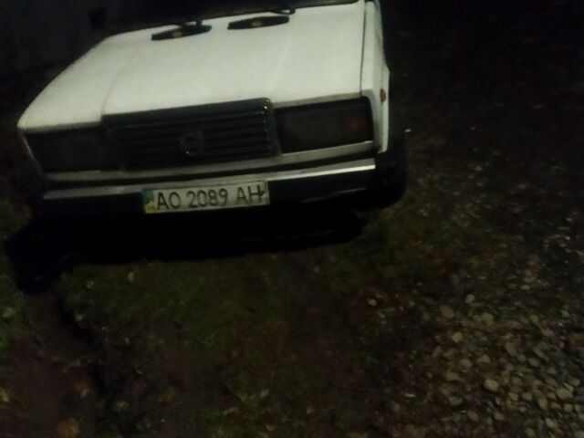 Белый ВАЗ 2107, объемом двигателя 1.6 л и пробегом 8 тыс. км за 474 $, фото 10 на Automoto.ua