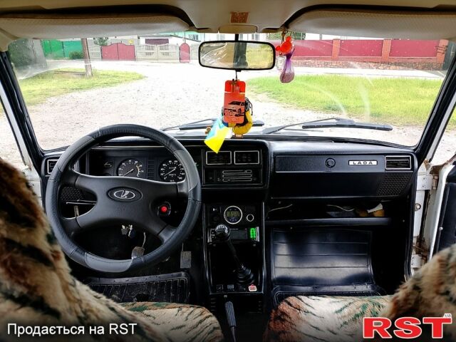 Белый ВАЗ 2107, объемом двигателя 1.5 л и пробегом 0 тыс. км за 1050 $, фото 7 на Automoto.ua