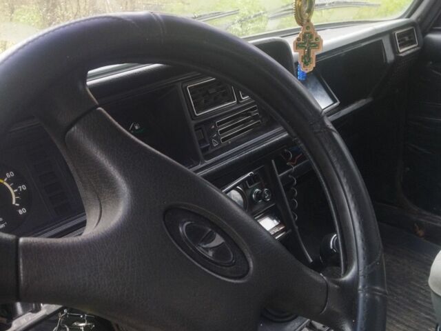 Белый ВАЗ 2107, объемом двигателя 1.6 л и пробегом 8 тыс. км за 474 $, фото 4 на Automoto.ua