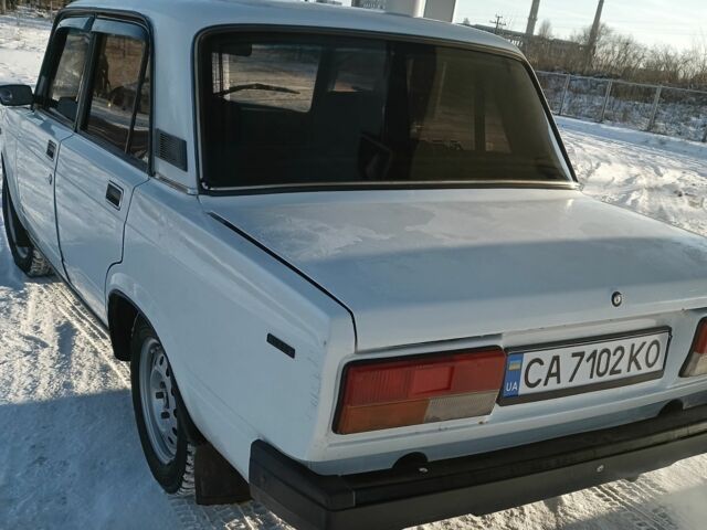 Білий ВАЗ 2107, об'ємом двигуна 1.5 л та пробігом 225 тис. км за 1200 $, фото 4 на Automoto.ua