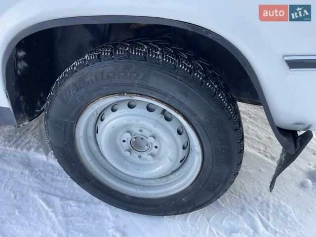 Білий ВАЗ 2107, об'ємом двигуна 1.5 л та пробігом 273 тис. км за 899 $, фото 17 на Automoto.ua