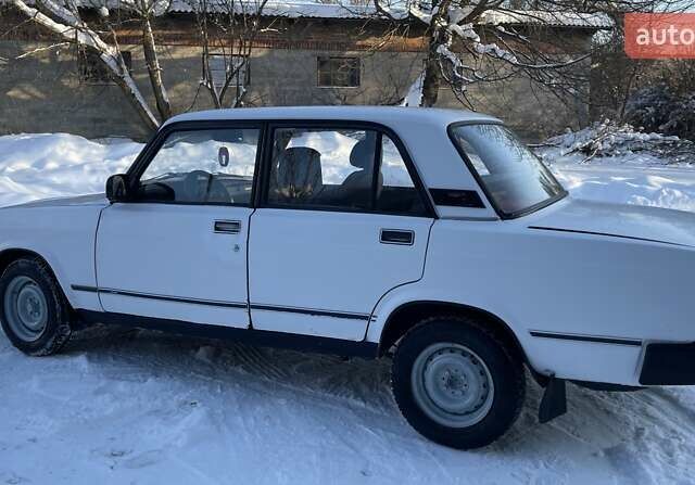 Білий ВАЗ 2107, об'ємом двигуна 1.5 л та пробігом 273 тис. км за 899 $, фото 8 на Automoto.ua