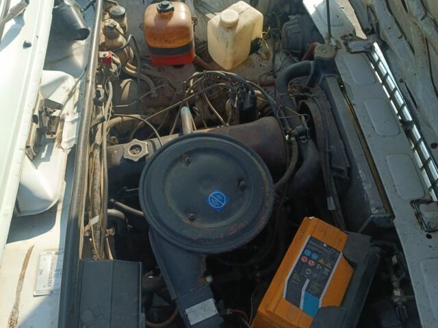 Белый ВАЗ 2107, объемом двигателя 1 л и пробегом 160 тыс. км за 993 $, фото 4 на Automoto.ua