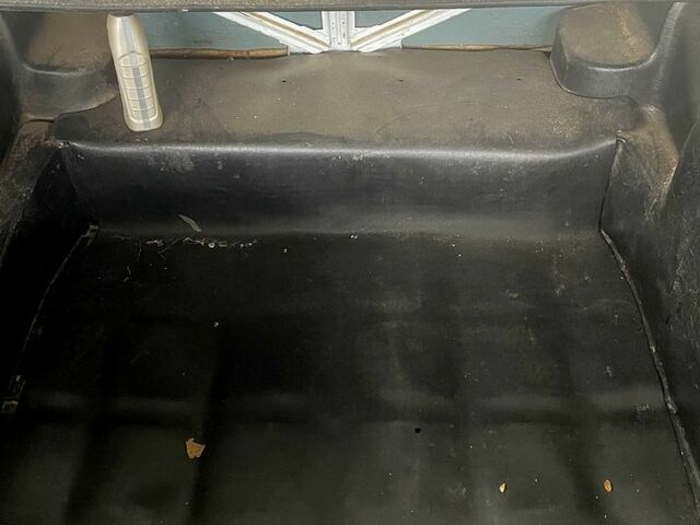 Білий ВАЗ 2107, об'ємом двигуна 1.6 л та пробігом 165 тис. км за 800 $, фото 6 на Automoto.ua