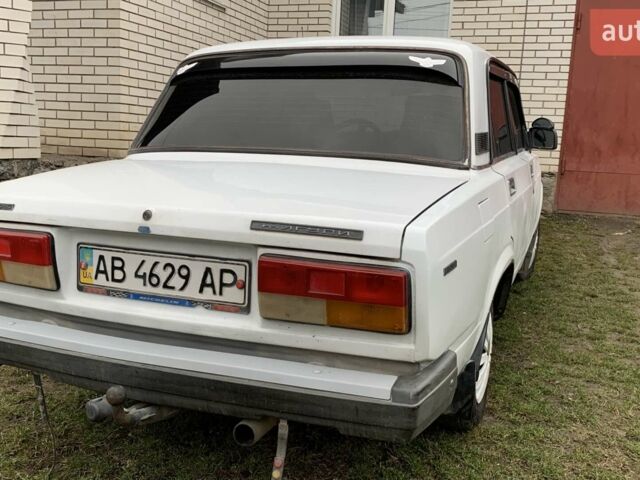 Белый ВАЗ 2107, объемом двигателя 1.45 л и пробегом 100 тыс. км за 1200 $, фото 7 на Automoto.ua